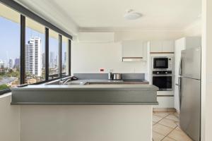 Palmira Cove - Riverfront Retreat with Pool & Spa