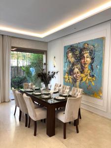 Villa 4 Suites with Pool, near Hivernage