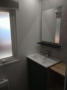 MH239 BORA BORA 3ch ET 1sdb dans camping 4 étoiles