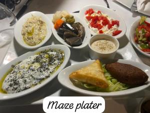 Gaddis Hotel, Suites and Apartments