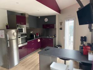 Charmant T3 privé avec vue et accès piscine