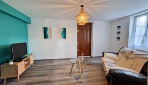 Entre 2 Jardin Drap compris et Barbecue