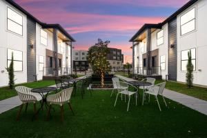 The Barbee 103 - Downtown View from The Barbee