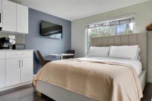 Blueground University Heights rooftop nr University of Washington SEA-919