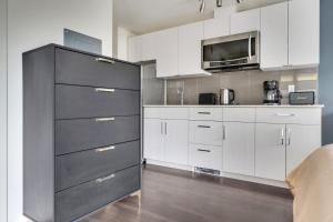 Blueground University Heights rooftop nr University of Washington SEA-919