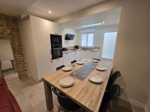 Saturne - SILS , 4 Bedrooms and 2 Bathrooms