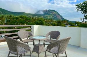 Rooftop Hill View Room - GLENVILLE Holiday Villa - Priváty, Nandi