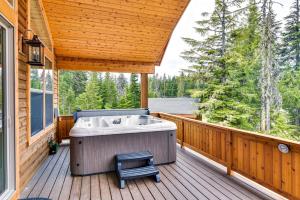 Government Camp Vacation Rental w Private Hot Tub