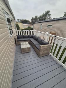 Meadow Banks Combe Haven