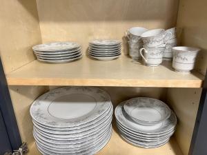 Gorgeous Timberwood 3bedr 3bath with basement 4 beds