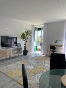 Naval - Marina View Apartments