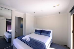 2-Bedroom Apt with Terraces