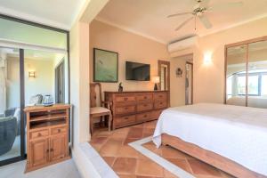 Beachside Serenity Coral 101 Casa del Mar