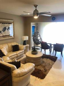 Gorgeous Casa del Mar Condo