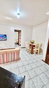 1 Bedroom Apartment with Box Beira Mar!