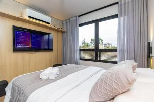 Studio Super Completo em Região Tranquila -EIX0202