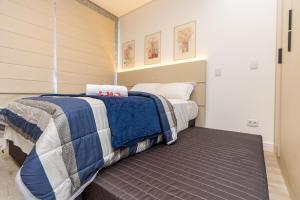 Studio Completo para 3 pessoas com AC - EIX0302