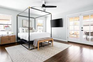 3Bedroom 2Bath - Saltwater Pool, Hot Tub, & Pool Table