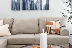 3Bedroom 2Bath - Saltwater Pool, Hot Tub, & Pool Table