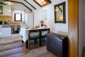 Penelope, rustic apartment next to the City Walls