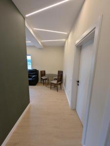 Zenith DM 3 Otopeni Airport Therme Two Bedrooms, One Bath, One Livingroom NO Kitchen