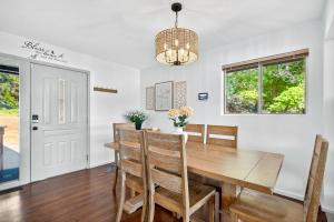 Lake Home Oasis - Sleeps 18