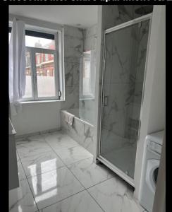 Sweet mother apartement et espace partage 1&2 SDB WC Séjour