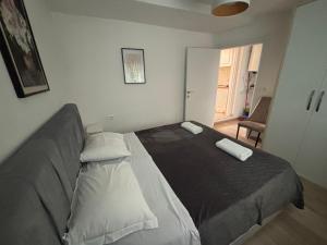 Vacation Studio by Andrea