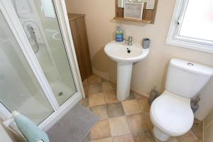 Marton Mere Holiday Village - Holiday Accommodation 18682