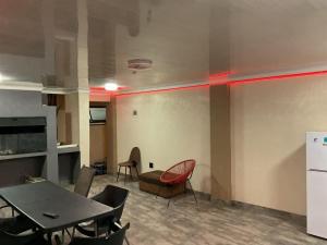 Los Angeles Lakefield guesthouse