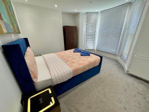 Modern 3-Bed Apartment Little Venice