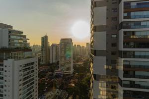 Solenn Studio - Varanda, Vaga e Ar no Brooklin