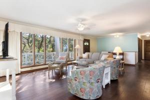 Joeys Place by Emerald Isle Realty