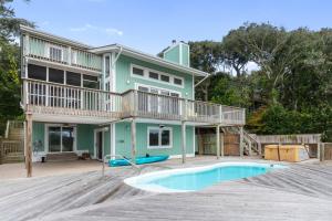 Pelicans Perch by Emerald Isle Realty