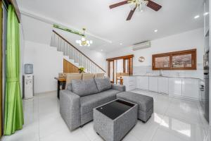 Modern Villa with Pool Near Sanur Beach and Shops - Ubytování bez kategorie ve městě Ketewel