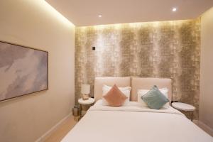 Mabaat-Luxury 3BR-Al Narjis 615