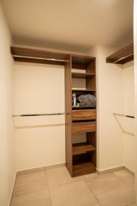 Nuevo Departamento Céntrico con Alberca y Parking