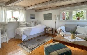 Beautiful Home In Askersund