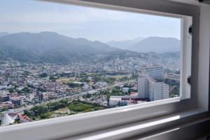 Comfortable 1-Bedroom Beachfront with Great Views