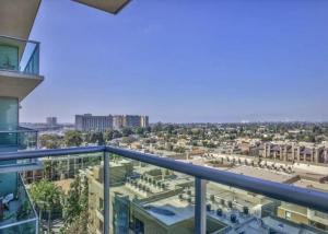 Platinum Suites - Gym & Pool & Hot Tub & BBQ