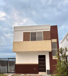 Casa Siena 3 bedrooms Close to the airport