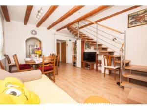 Apartment Three Bedroom nmb 1