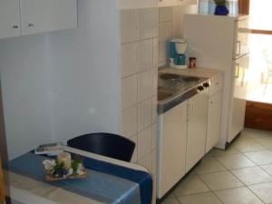 Dugi Rat Seaside Apartments - 2 Bedroom 3