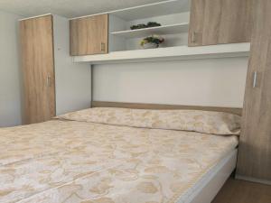 One Bedroom Apartment with Balcony 3