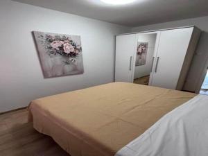 Four-Bedroom Apartment With Sea View