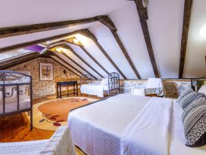 House with Two Bedrooms Dinko HH