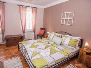 Three Bedroom Holiday Home