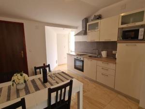 Apartment with One Bathroom