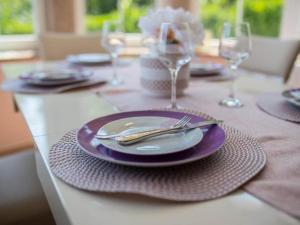 Three bedroom apartment with balcony