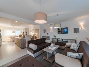 Deluxe Four Bedroom Villa with Sea View and Private Pool Villa 5